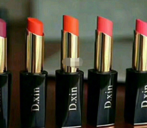 胭脂虫口红有哪些？mac是用胭脂虫做的吗？