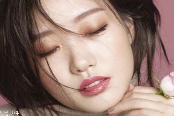 ysl口红哪一款适合春夏季节 最适合春夏的ysl口红 ysl口红哪一款适合春夏季节 最适合春夏的ysl口红