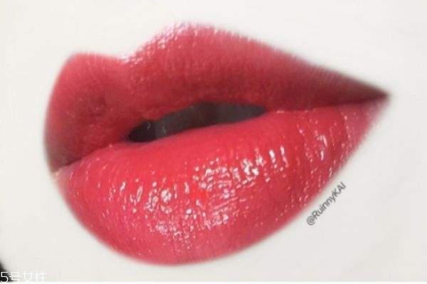 秋季显气色的口红有哪些 丝绒哑光质地口红推荐