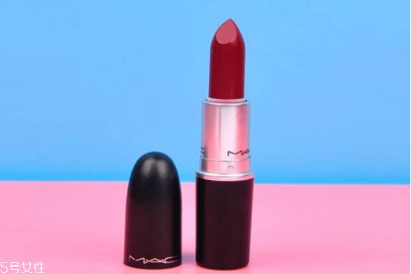 黄皮唇色深如何选口红 适合黄皮唇色深用的显白口红 黄皮唇色深如何选口红 适合黄皮唇色深用的显白口红