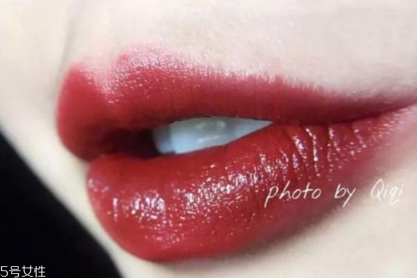 牛血色适合黄皮吗 牛血色适合什么皮肤