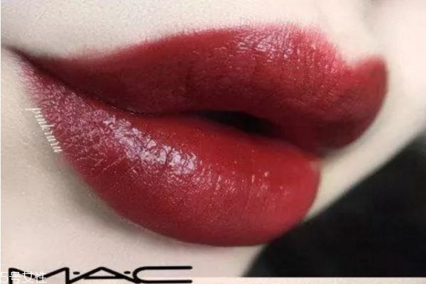 牛血色适合黄皮吗 牛血色适合什么皮肤