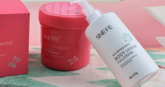 雪玲妃磨砂膏怎么样,雪玲妃磨砂膏有没有用,雪玲妃爽肤水好用吗