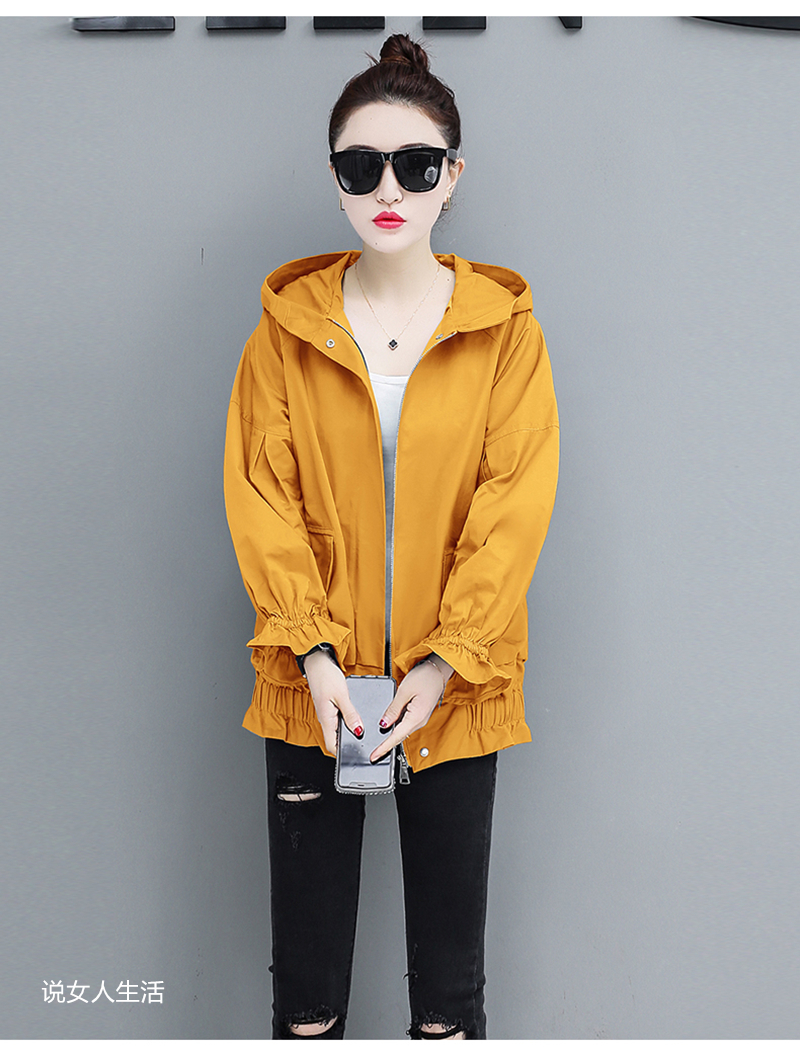 女人风衣如何搭配裤子