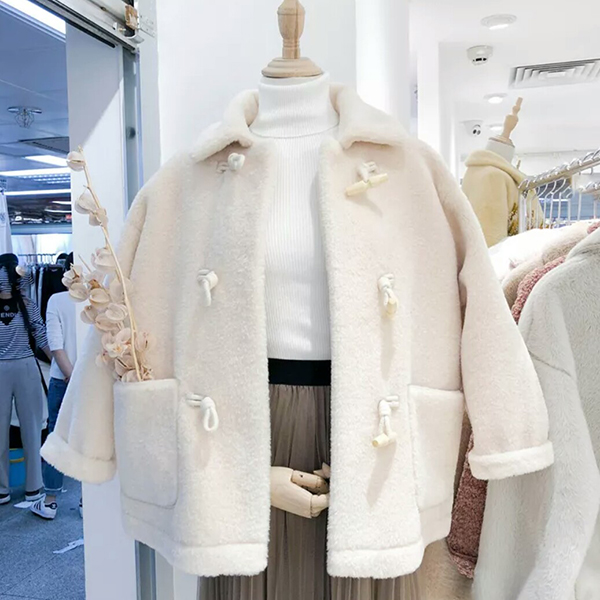 适合矮个子穿的毛外套第三款