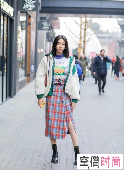 2020年早春穿搭指南 这样穿清新气质又减龄