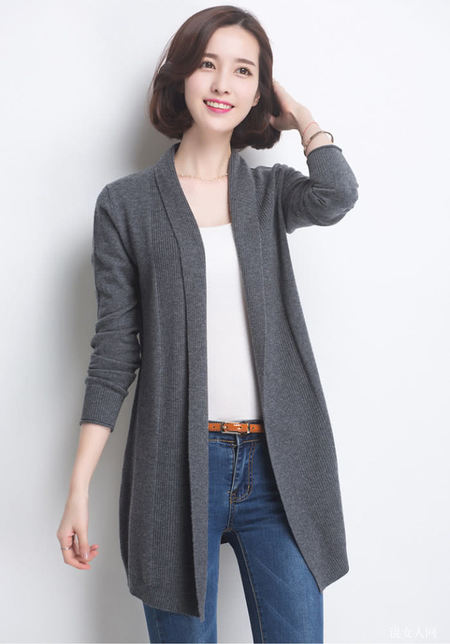 米卡其色整体搭配