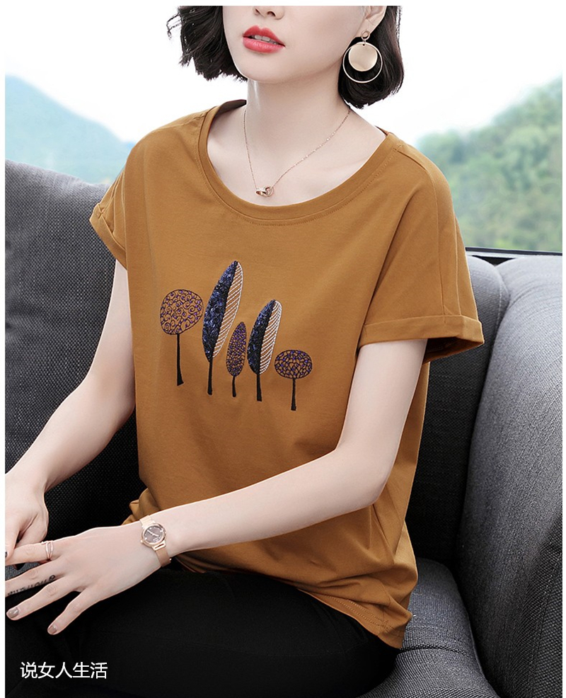 适合中年女人的穿搭