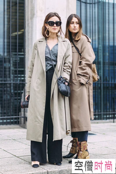 风衣可以用洗衣机洗吗 风衣平时怎样保养