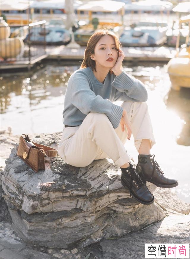 时尚又舒适的穿搭，搞定日常造型很容易，好看又显气质